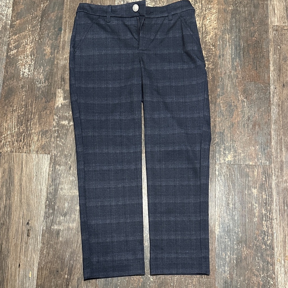 Democracy Women’s Dark Checkered Pants